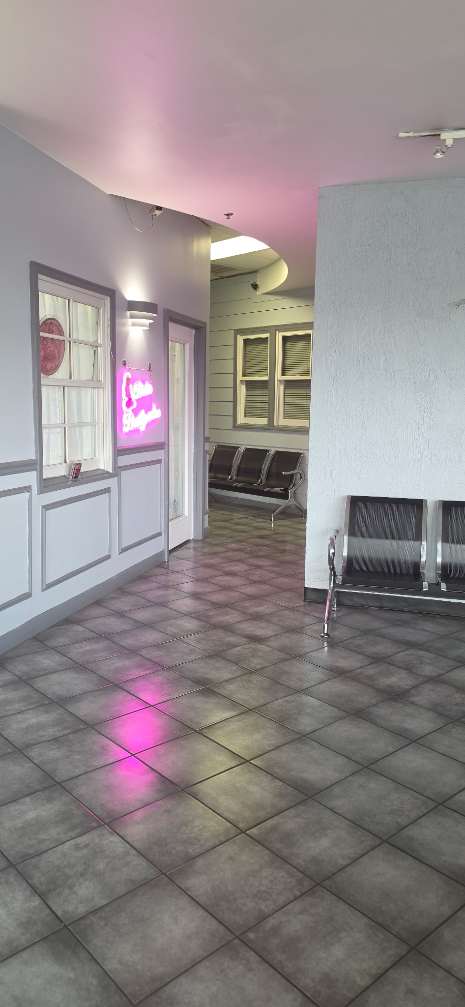 Front lobby and seating at Pro Suites